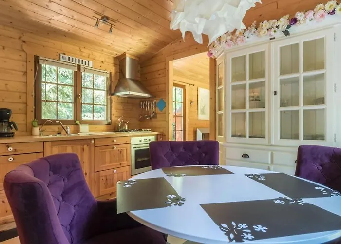 Fantastisch Met Veel Ruimte En Fijne Tuin *