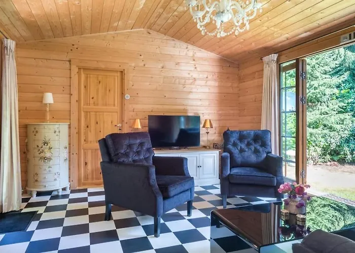 Fantastisch Met Veel Ruimte En Fijne Tuin Эпе