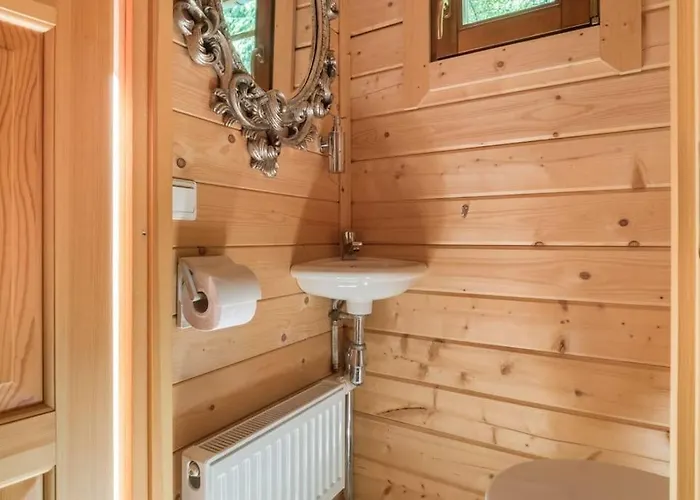 Дом отдыха Fantastisch Met Veel Ruimte En Fijne Tuin Эпе