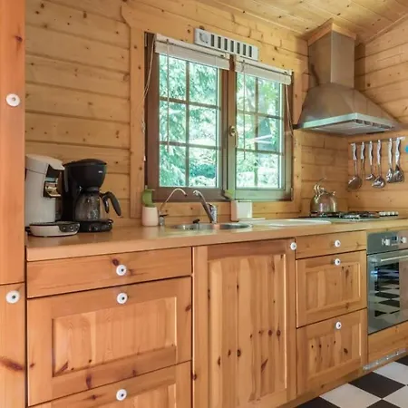 Fantastisch Met Veel Ruimte En Fijne Tuin 伊皮